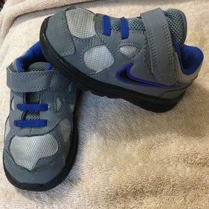 Nike Sneakers, NO TIE WITH VELCRO (Yay), Gray & Blue, Size 7c (infant/toddler)